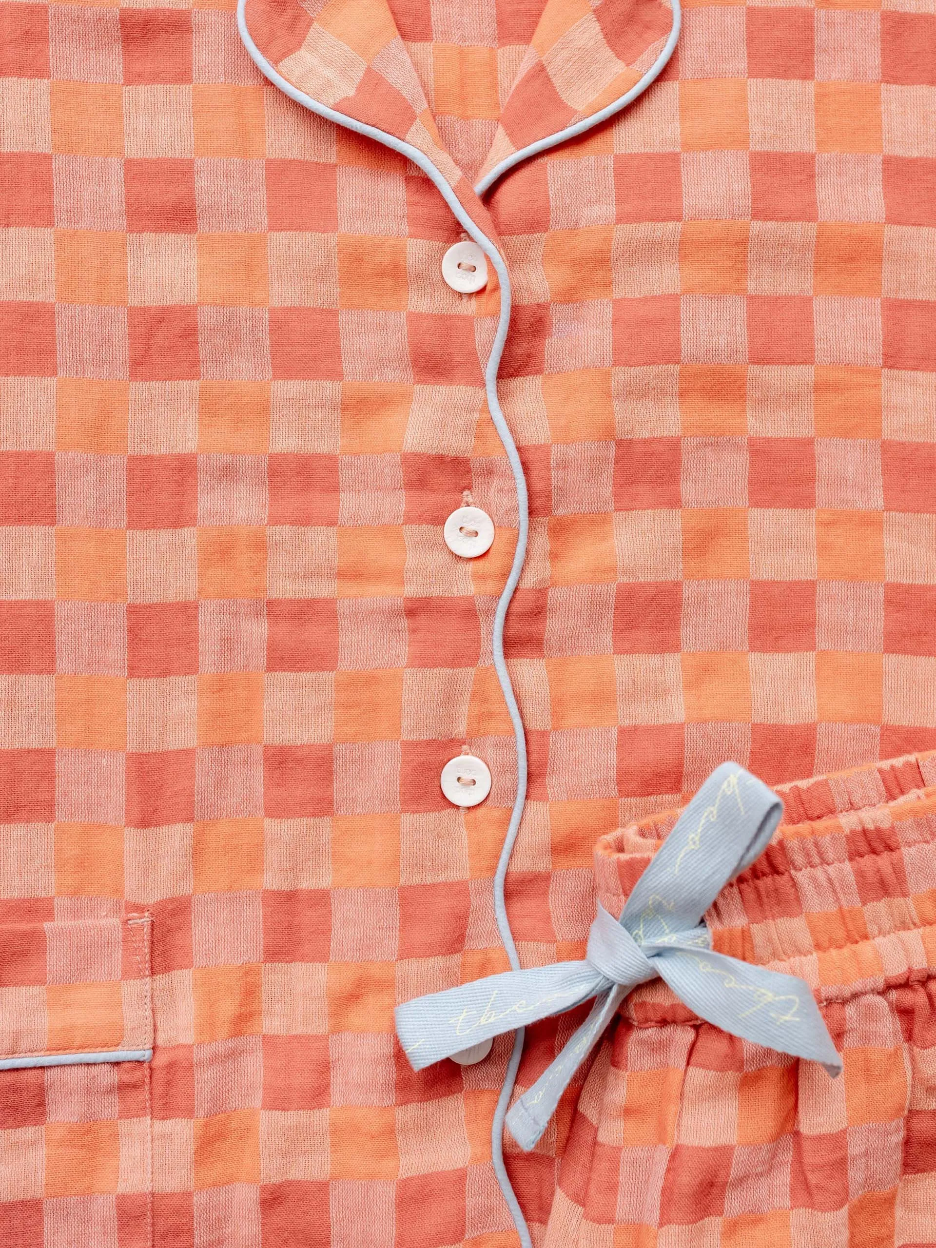 Cotton pyjamas in apricot checkerboard